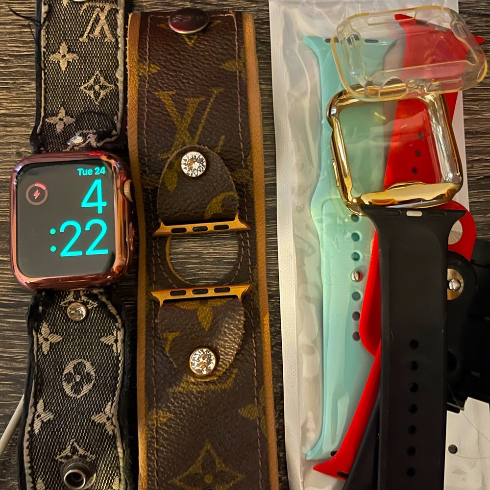Apple iwatch LV authentic bands